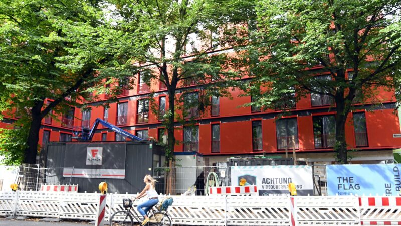 Richtfest in Nippes: 137 Apartments werden Ende 2026 bezugsfertig