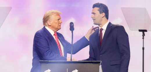 Charlie Kirk: Historische Vergleiche nach dem Mord – »Fatale Tradition des Rechtsextremismus«