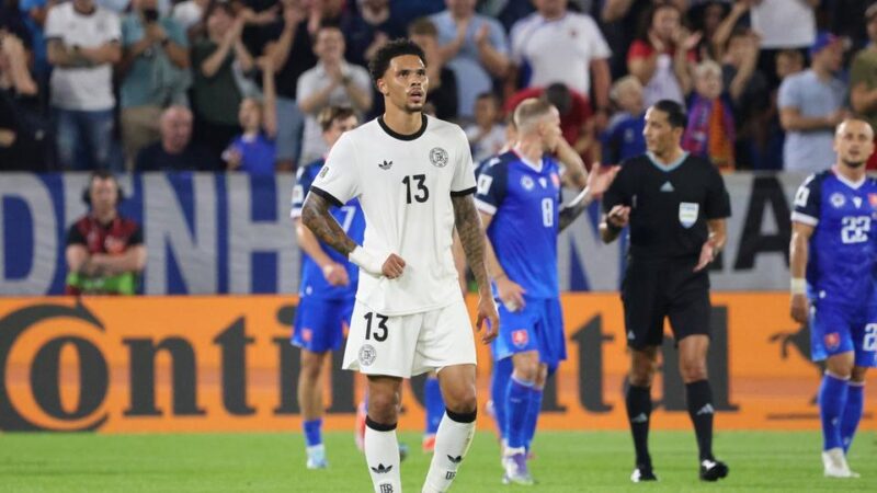 DFB-Pleite in der Slowakei: Horror-Debüt für Nnamdi Collins in der Nationalelf