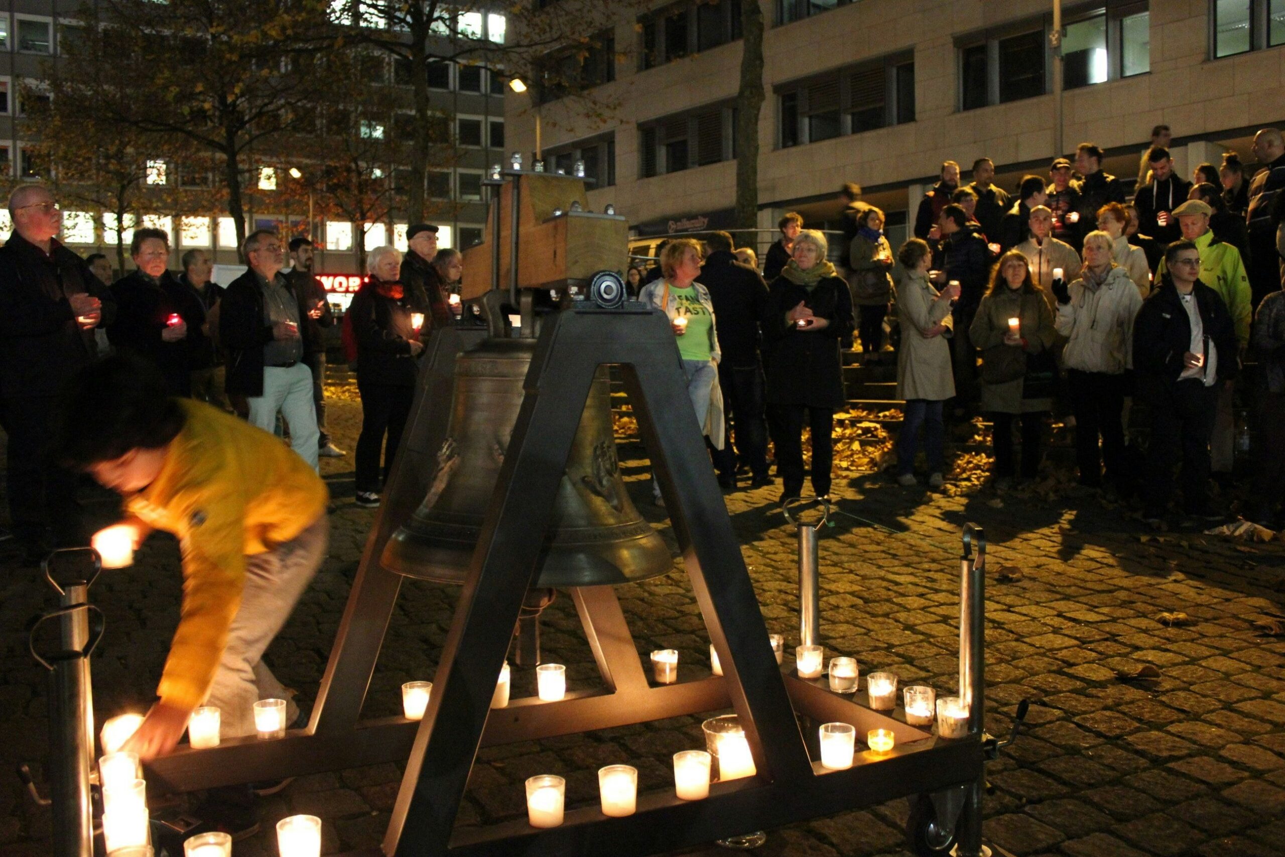 „Traurig, es aus der Presse erfahren zu haben“: Synagogen-Gemeinde Köln zieht sich vom Runden Tisch Frieden zurück