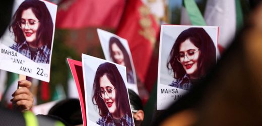 Iran: Drei Jahre nach dem Tod von Jina Mahsa Amini gibt das Regime nicht nach