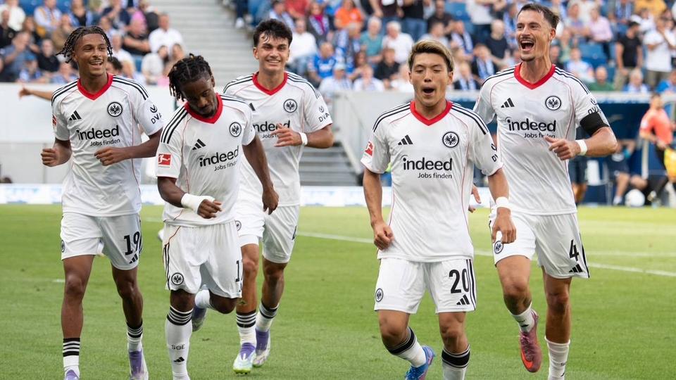 Eintracht drängt in die Rolle des ersten Bayern-Verfolgers