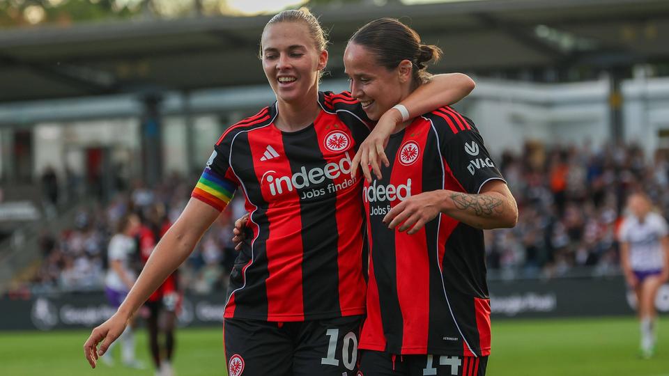Eintracht Frankfurt Frauen feiern klaren Sieg zum Saisonauftakt gegen Essen