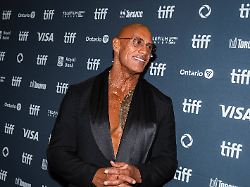 „The Rock“ ist jetzt ganz schmal: Dwayne Johnson erklärt seinen Gewichtsverlust