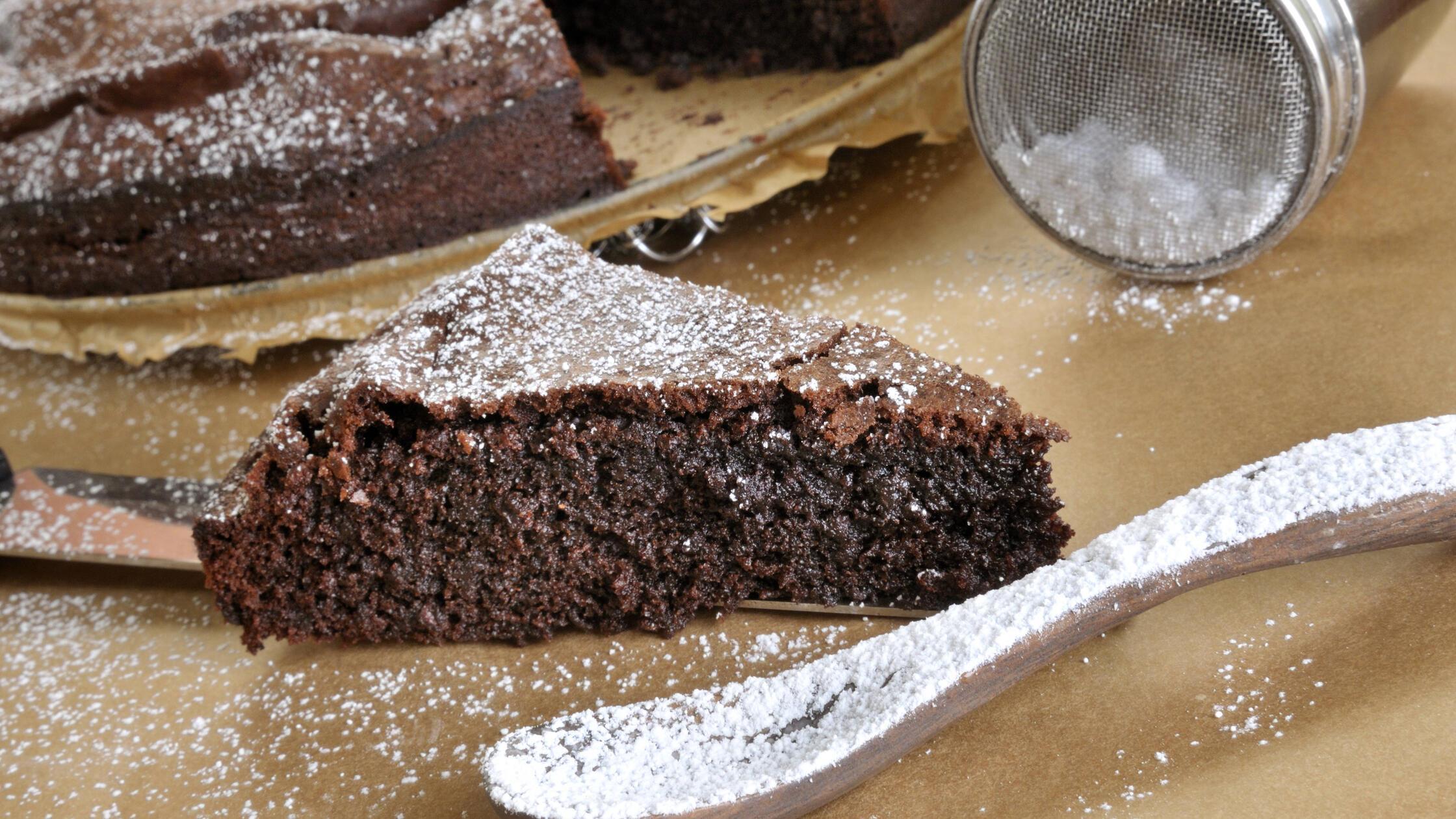 Welcome to chocolate heaven: this recipe for a divine brownie hazelnut tart is a breeze