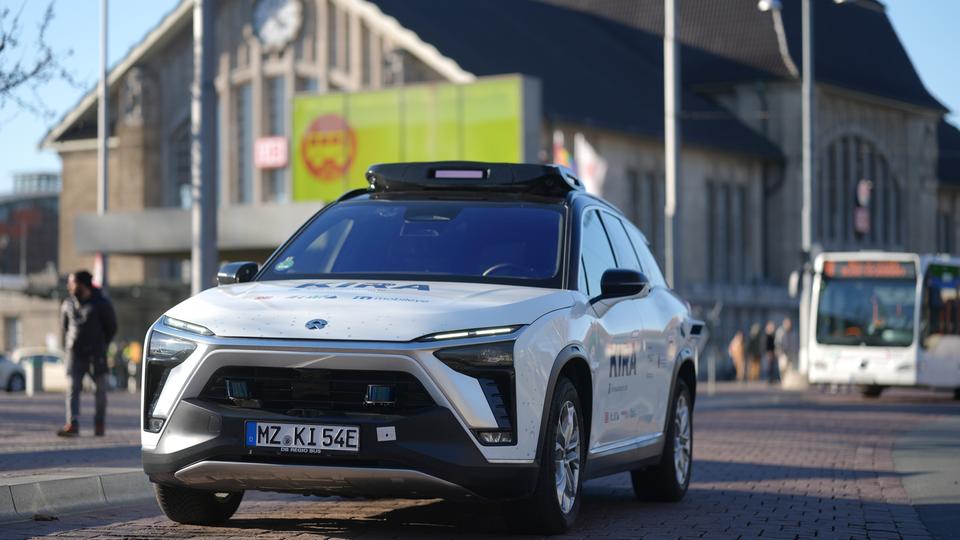 Selbstfahrende Autos in Darmstadt: Testbetrieb für Shuttles wird ausgeweitet