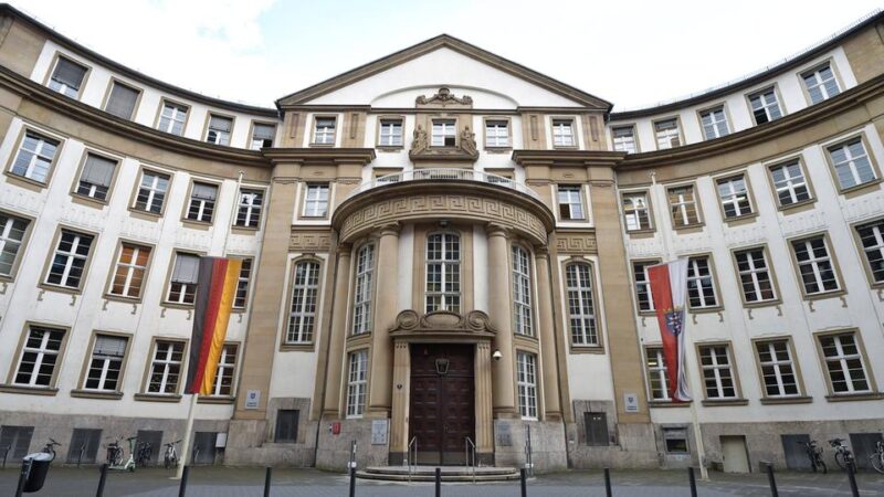 Tödliche Messerstiche im Frankfurter Bahnhofsviertel – Prozessbeginn