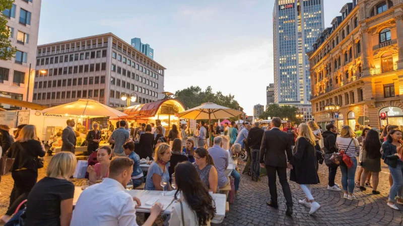 Rheingauer Weinmarkt: Frankfurts Freßgass’ wird zur Genussmeile