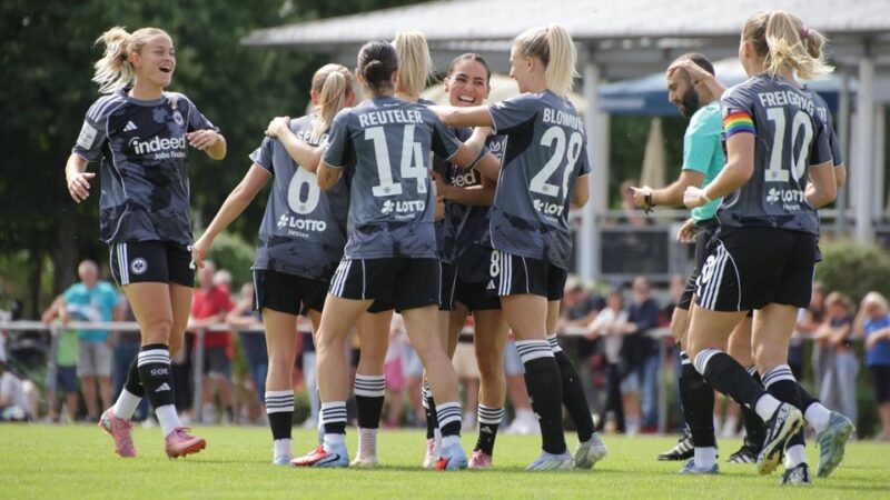 XXL-Umbruch bei den Eintracht-Frauen: Geht das gut?