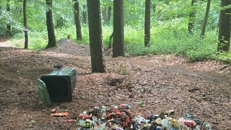 Forst greift durch: Mountainbike-Strecke am Klever Aussichtsturm gesperrt