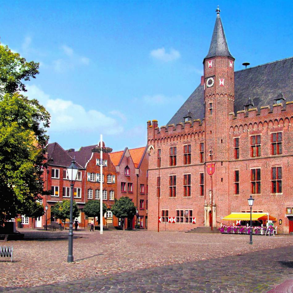 Kommunalwahl 2025 in Kalkar: Die drei Kandidaten für das Kalkarer Rathaus