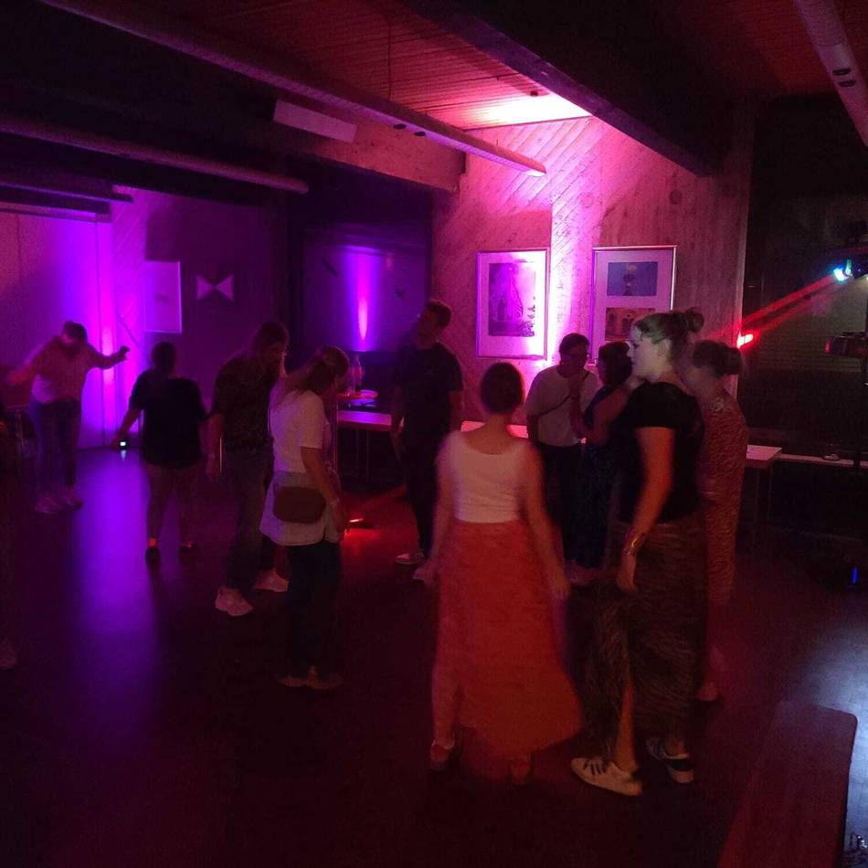Veranstaltung in Lintorf: Zweite Pfarr-Party begeistert Besucher im Pfarrzentrum St. Johannes