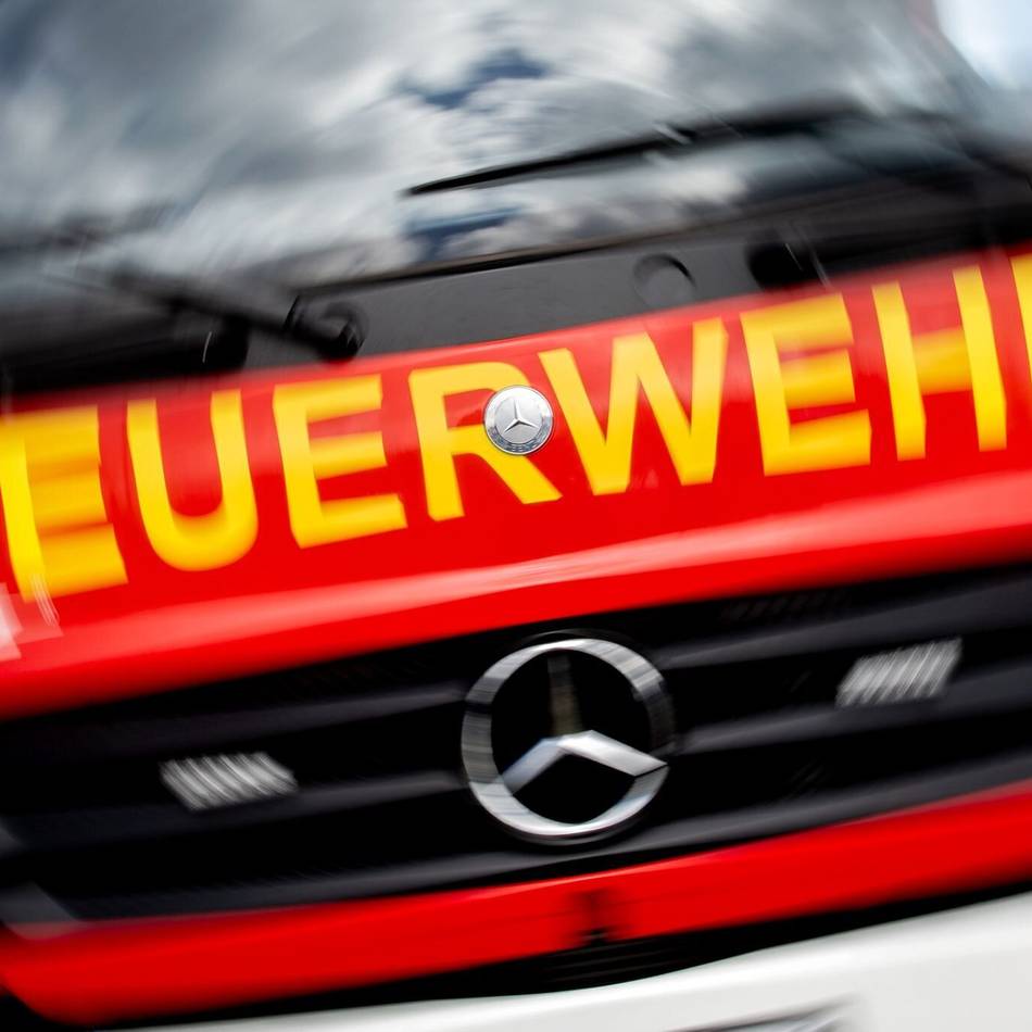 Feuerwehr Radevormwald: Feuer in der Absauganlage einer Schreinerei