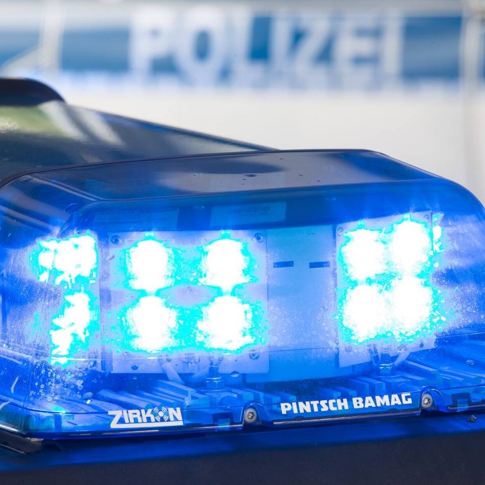 Waikiki-Festival in Dinslaken: Mann verletzt Security-Leute und Polizeibeamte