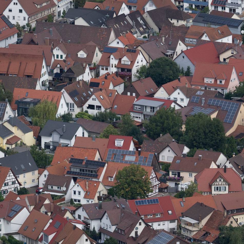 Klimaschutzmanagerin Leichlingen: Stadt stellt Datenbank für Dachsanierungen vor