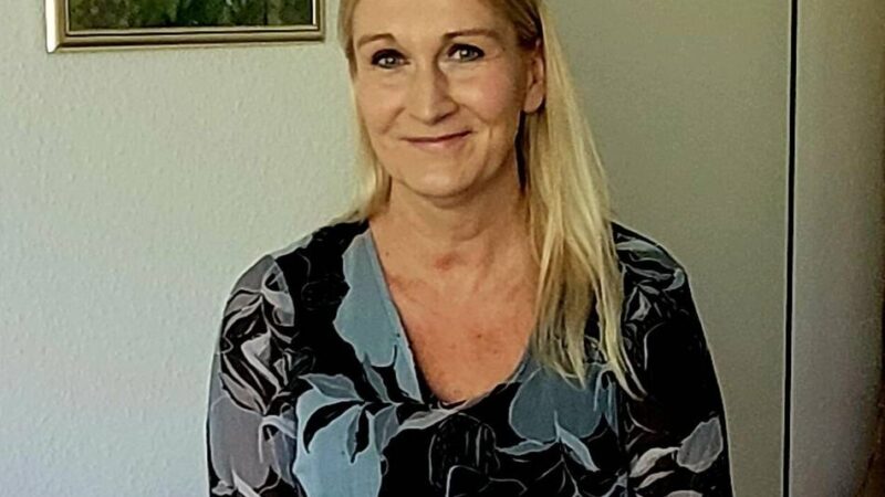 Ehemalige Hückeswagener Grunschulleiterin: Blumen für Claudia Paradies zum Abschied