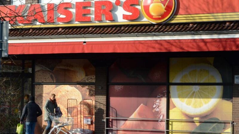 Vollsortimenter für Anrath: Stadt und Edeka unterschreiben Verträge
