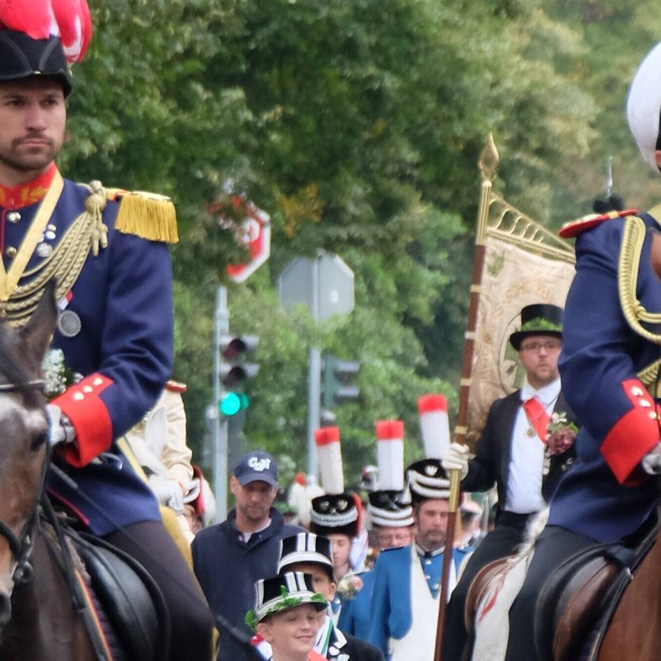Schützenfest 2025 in Norf: Oberst Brimmers bittet zum Ehrenabend
