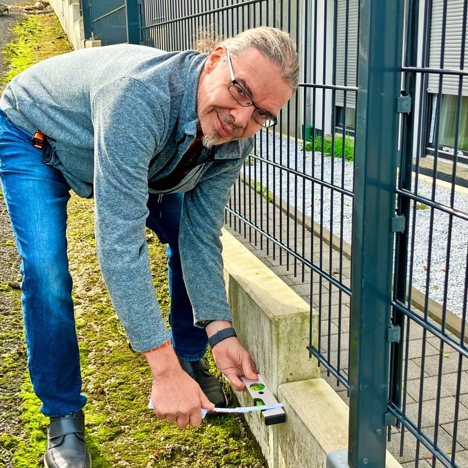 Haus in Solingen senkt sich stetig ab: „Ist mir unbegreiflich, dass Familie Laudenberg so hängen gelassen wird“