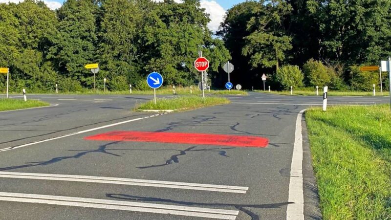 13 Unglücke in fünf Jahren: An Unfallkreuzung wird weiter gerast