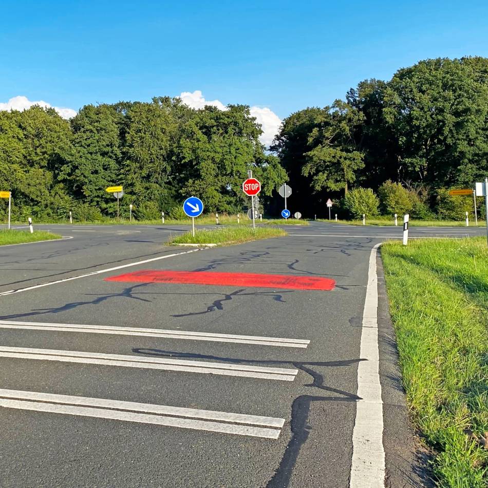 13 Unglücke in fünf Jahren: An Unfallkreuzung wird weiter gerast