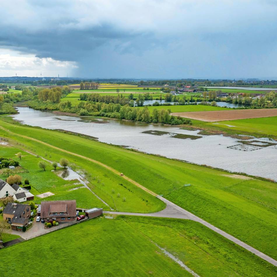 Deich zwischen Rees und Bienen: 19 Millionen für den Hochwasserschutz