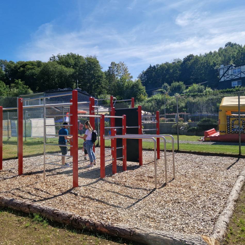 Sommerfest beim Dahlerauer Turnverein: Neue Calisthenics-Anlage eingeweiht