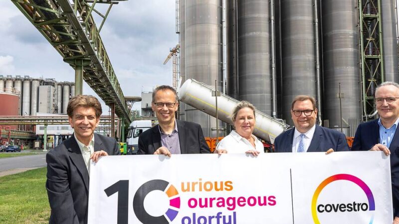 Im Jahr 2015 entstand aus Bayer Material Science die Covestro AG: Covestro investierte 1,3 Milliarden Euro in Uerdingen