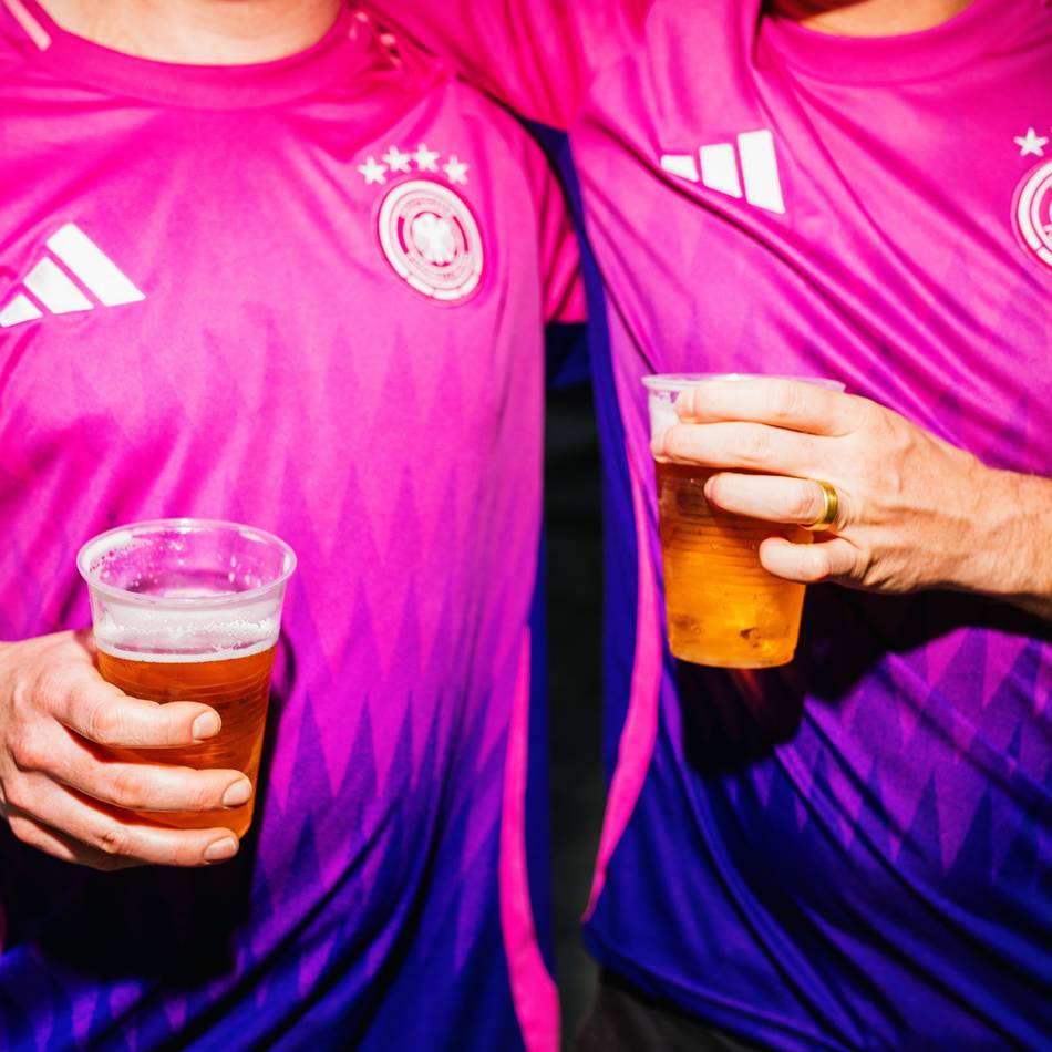 Staatsanwaltschaft ist eingeschaltet: Umstrittenes „Führer-Trikot“ bei Parookaville – So ist der Stand der Ermittlungen