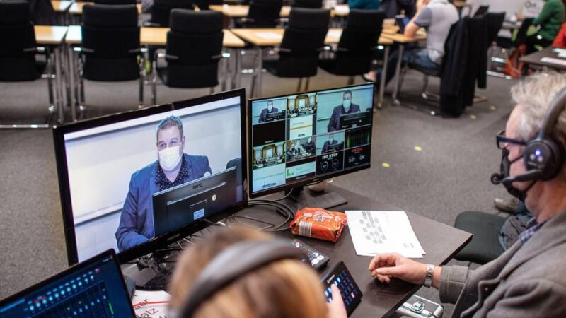 Stadtrat und seine Ausschüsse: Rats-TV in Langenfeld wird vorerst eingestellt