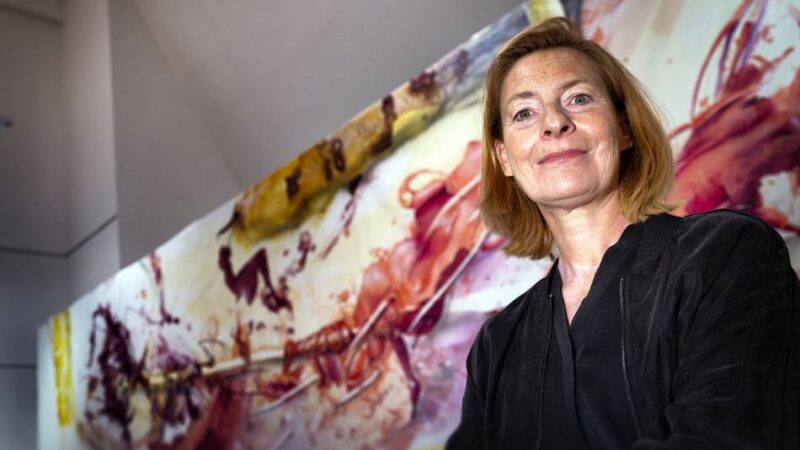 Neue Schau in Leverkusen: Zehn Meter Kunst schweben in der Christuskirche