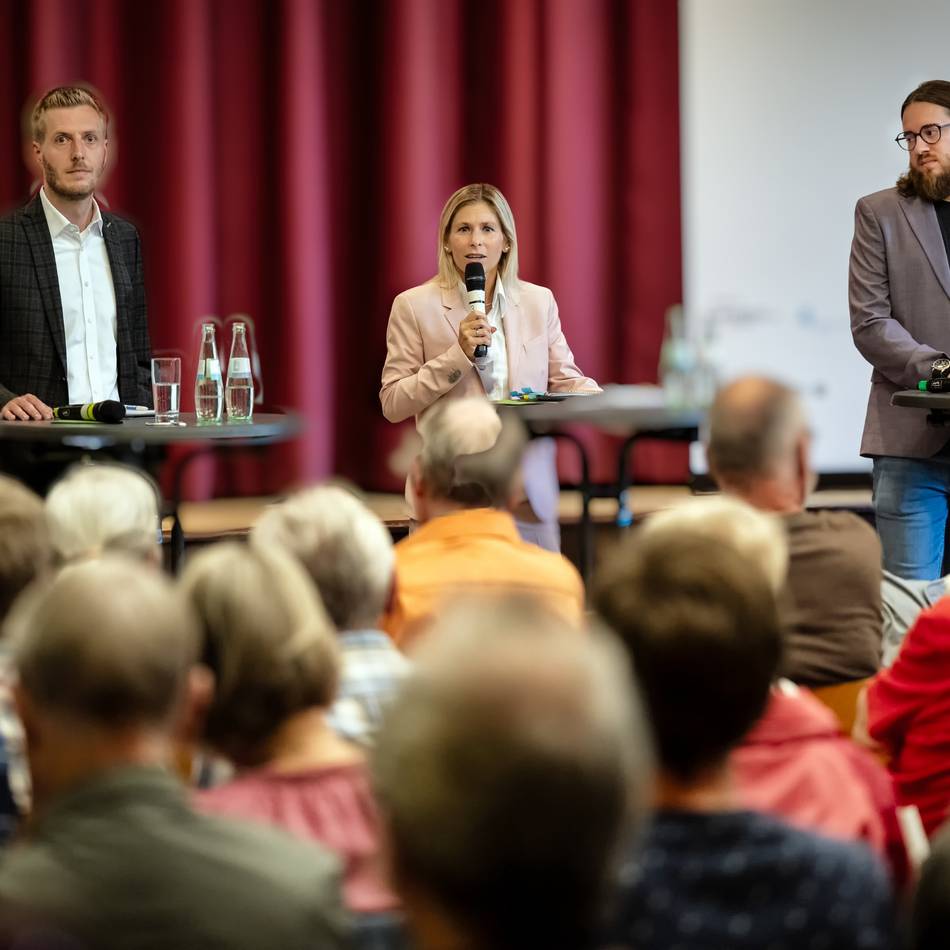Monheimer Bürgermeisterkandidaten: Schlagabtausch zwischen Wienecke, Risse und Düring – nur bei einem Thema einig