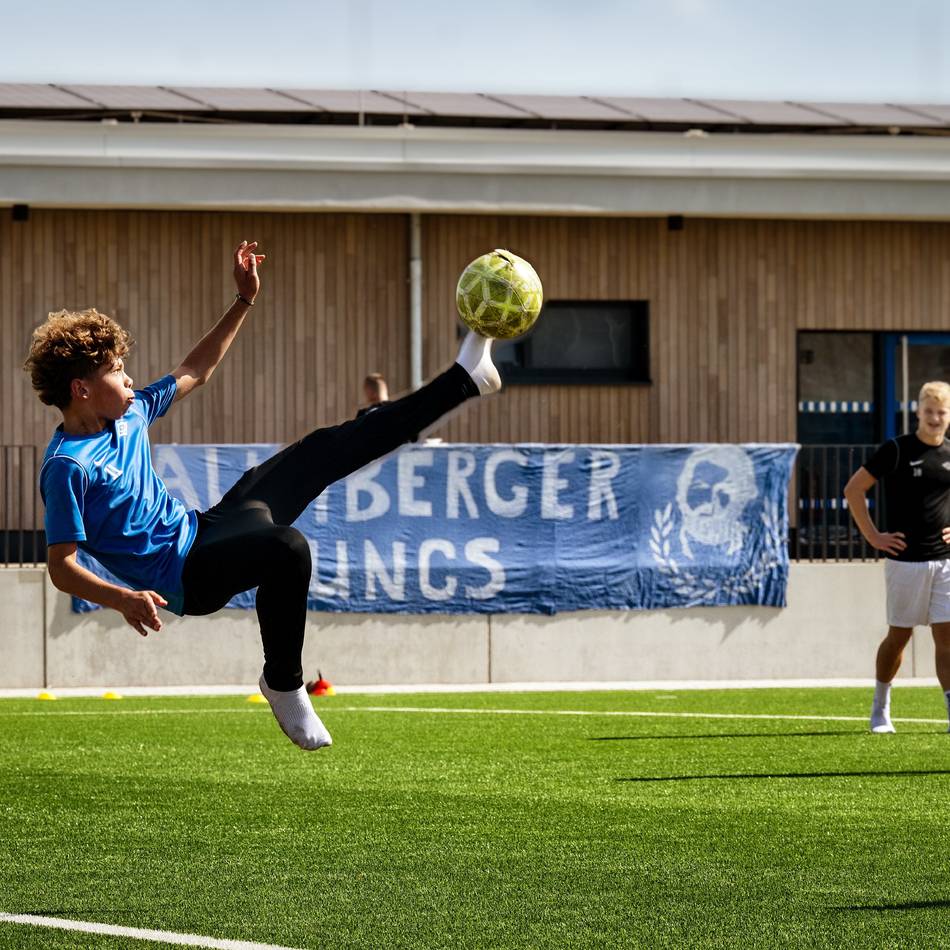 Vereine in Monheim: Neue Anlage an die Sportfreunde Baumberg übergeben