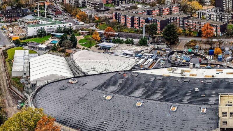 Umbau Mona Mare in Monheim: Sportbecken für Schwimmer und Wettkämpfe wird später fertig