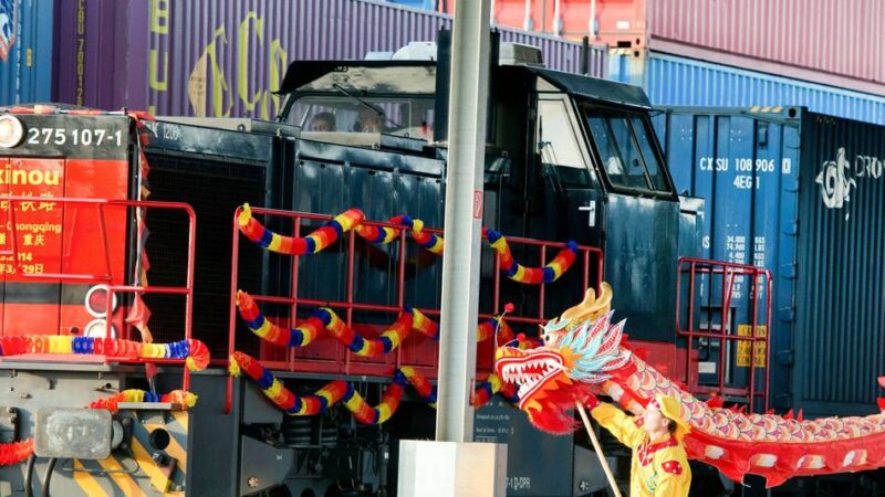 Generalkonsul Yong Yu: „Auch Stahlunternehmen in China kämpfen fürs Überleben“
