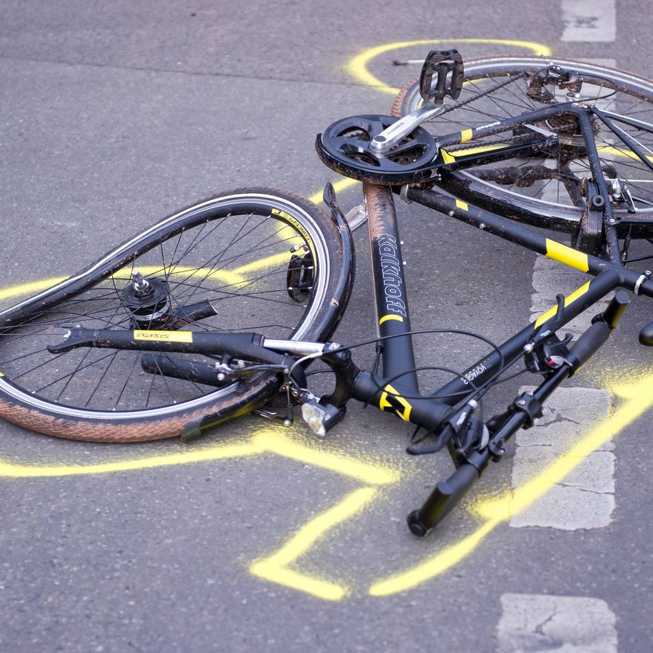 Unfallflucht in Dinslaken: Auto fährt Kind auf Fahrrad an – und fährt einfach weiter