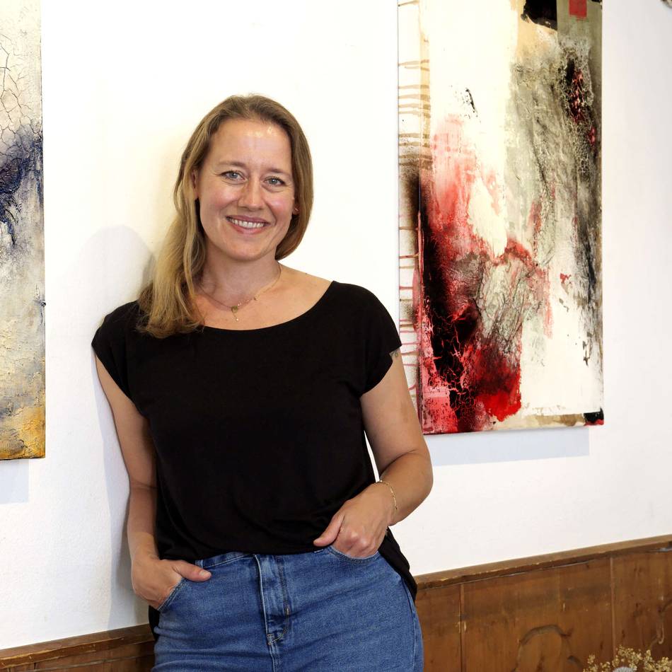 Ausstellung in Rheinberg im Schwarzen Adler: In den Bildern von Andrea Haubrich steckt viel Freiheit