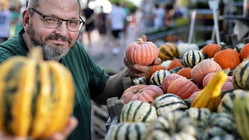 Comedy, Folk – und der Herbst klopft an