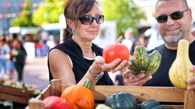 Herbstmarkt, Autoschau und verkaufsoffener Sonntag: In Hilden lässt der Herbst grüßen