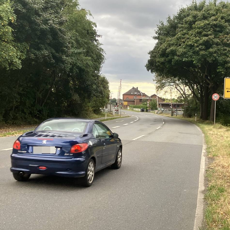 Baustelle zwischen Rheinkamp und Rheinberg: Reitweg ist ab Montag für Monate gesperrt
