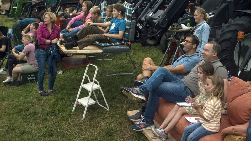 Beliebte Veranstaltung am Samstag in Veen: Landjugend lädt wieder zum Treckerkino