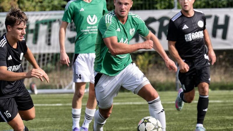 Sieg in der Fußball-Bezirksliga: Der SC Reusrath belohnt sich spät für seine Mühen