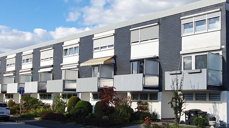 Wohnen in Radevormwald: 50 Jahre Reiheneigenheime an der Hochsteinstraße