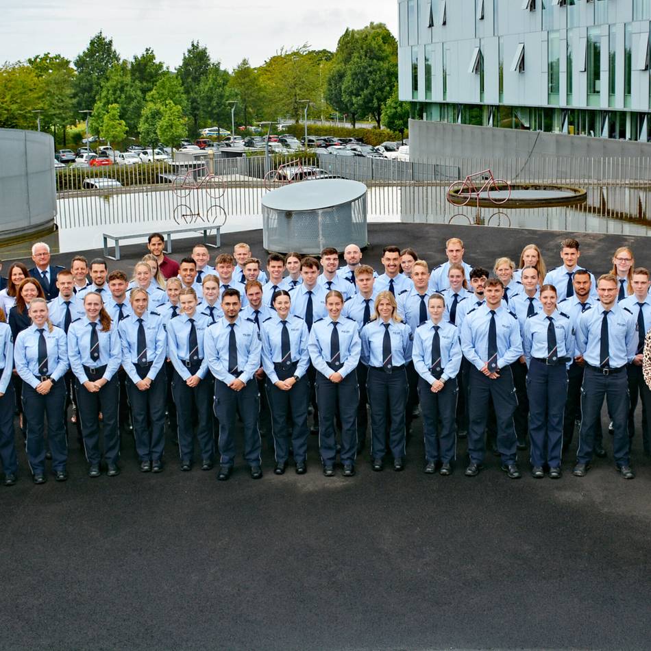 Sofort im Einsatz: 58 neue Polizistinnen und Polizisten für den Kreis Mettmann
