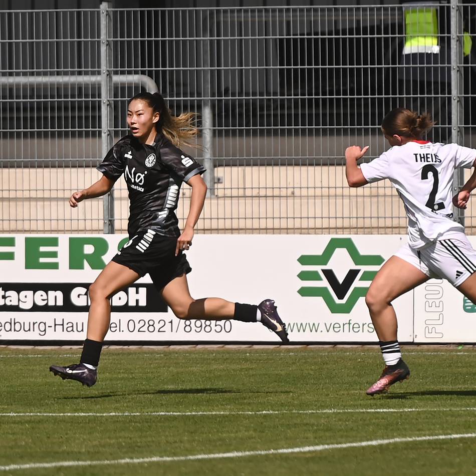Drei Verstärkungen für Zweitligisten: Eine neue Spielerin hat beim VfR Warbeyen direkt Vereinsgeschichte geschrieben