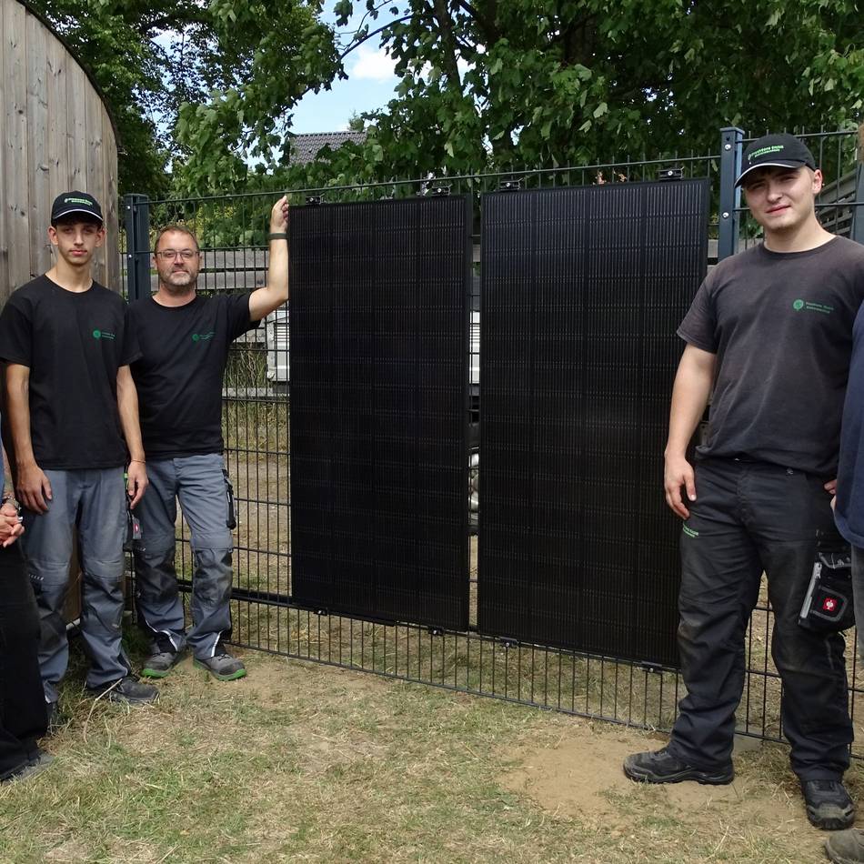 Kinderbauernhof in Meerbusch: Handwerker spenden ein Solar-Kraftwerk an die Arche Noah