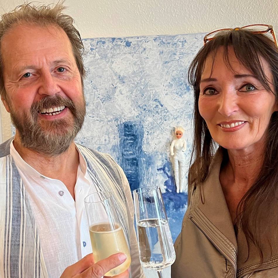 Künstlerin stellt in Nettetaler Arztpraxis aus: Kunst im Wartezimmer