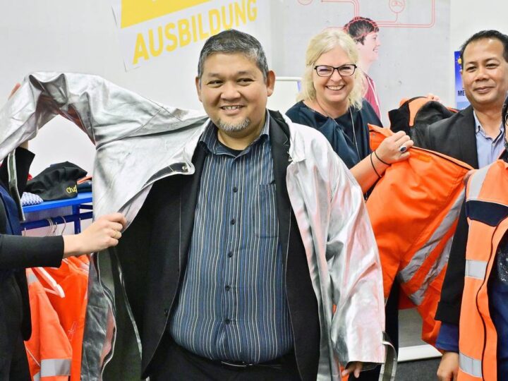 Wirtschaftsdelegation zu Gast in Krefeld: Malaysia informiert sich am Niederrhein über Duale Ausbildung