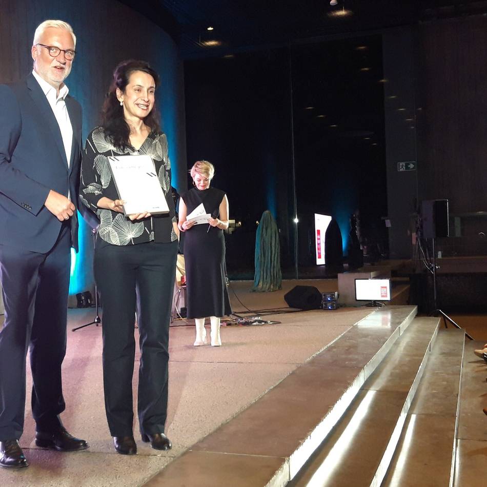 Preisverleihung in Duisburg: The Winner is … Çiğdem Akyol