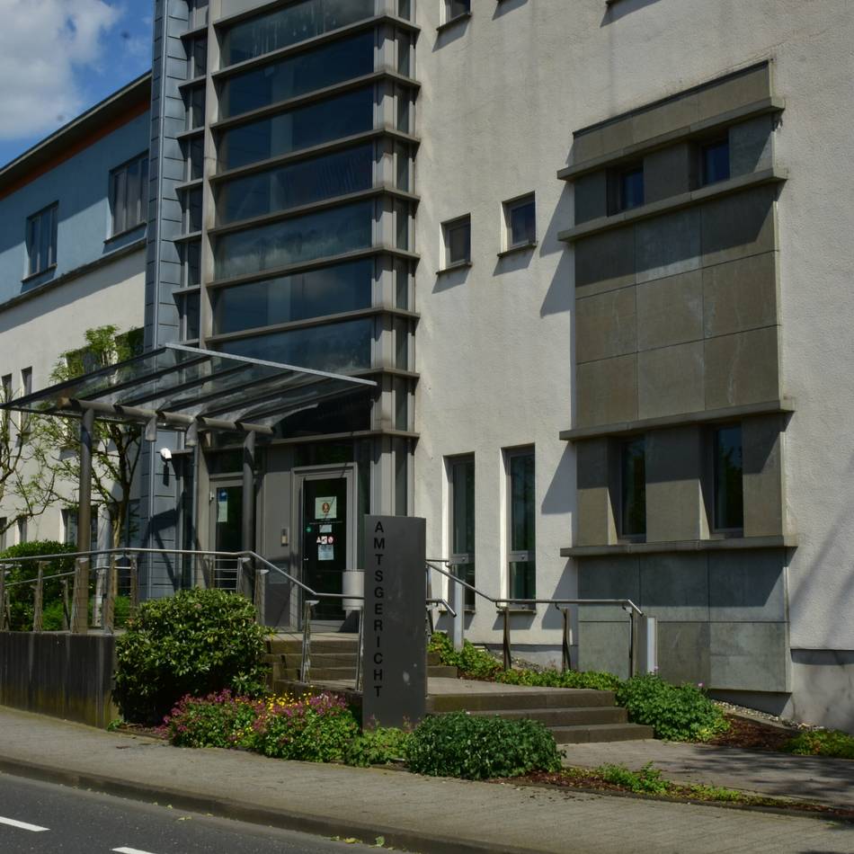 Amtsgericht in Wermelskirchen: Geldstrafe für Beleidigung als „Hurensohn“